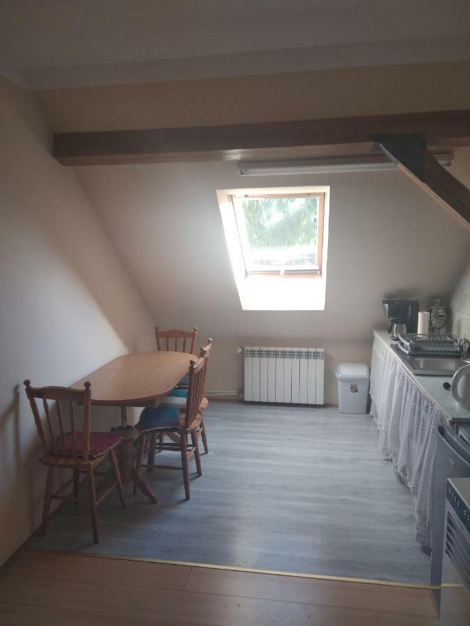סטארה יוצ'י Rogale, Ferienwohnung מראה חיצוני תמונה